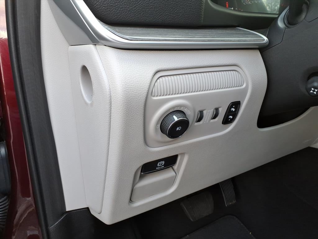 2024 Jeep Wagoneer Series II 4x2