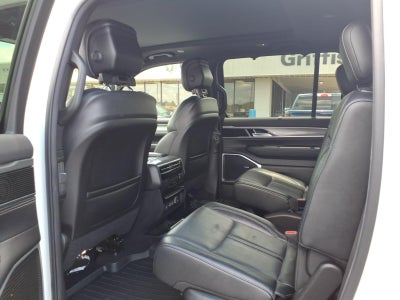 2022 Jeep Wagoneer Series III Carbide 4x2