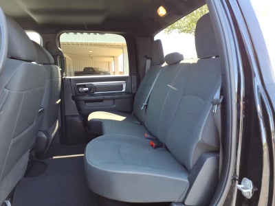 2024 RAM 1500 Classic Warlock Crew Cab 4x2 5'7' Box