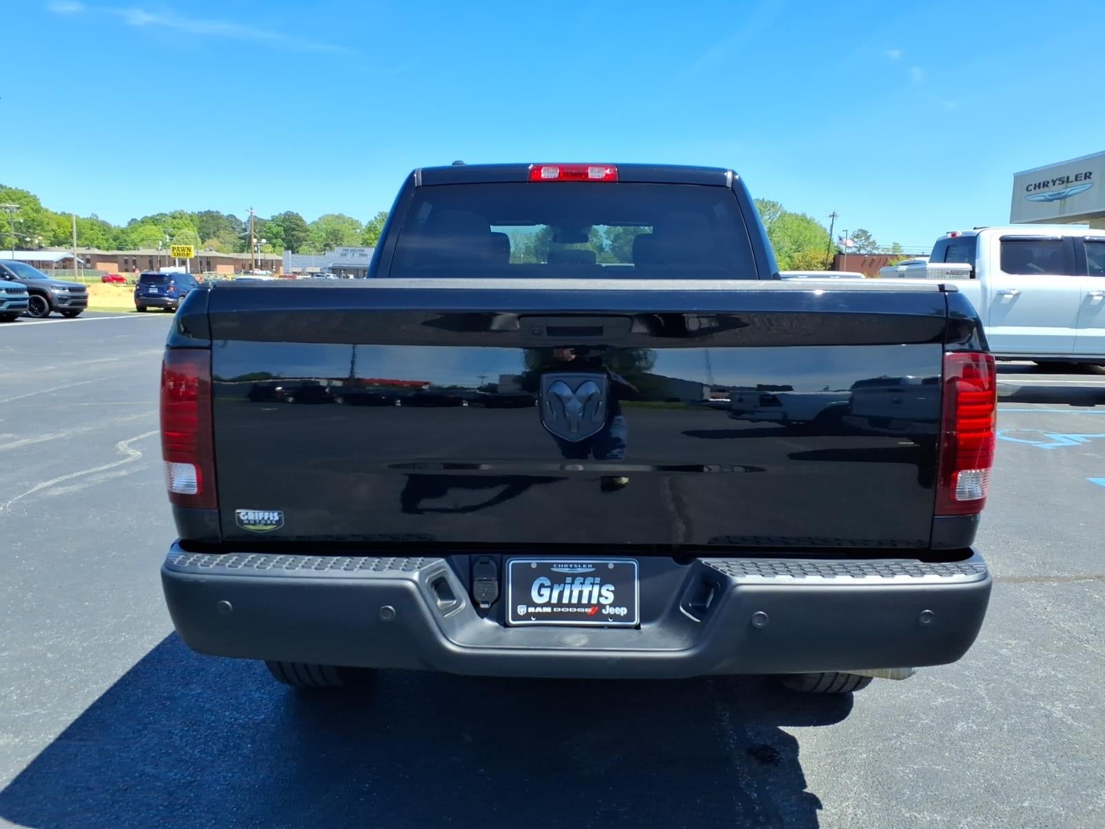 2024 RAM 1500 Classic Warlock Crew Cab 4x2 5'7' Box