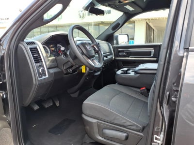 2024 RAM 1500 Classic Warlock Crew Cab 4x2 5'7' Box