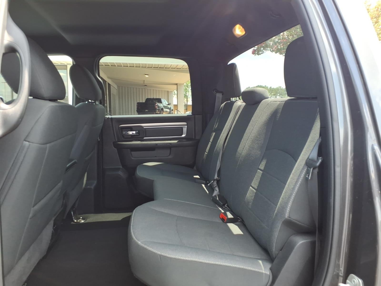 2024 RAM 1500 Classic Warlock Crew Cab 4x2 5'7' Box