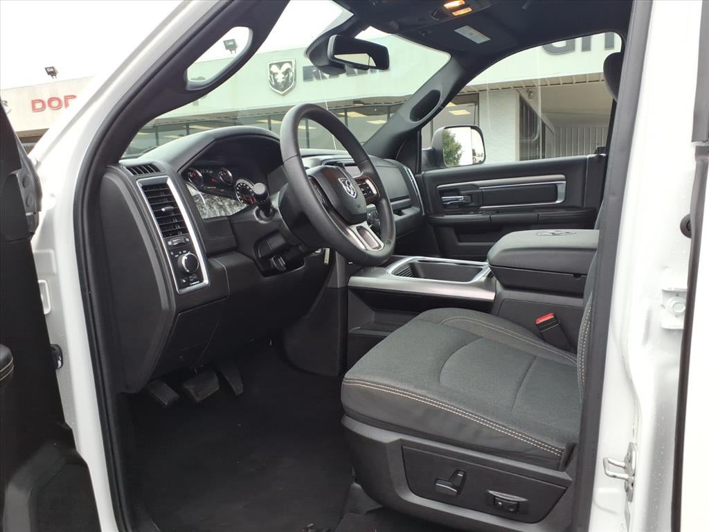 2023 RAM 1500 Classic Warlock Crew Cab 4x4 5'7' Box