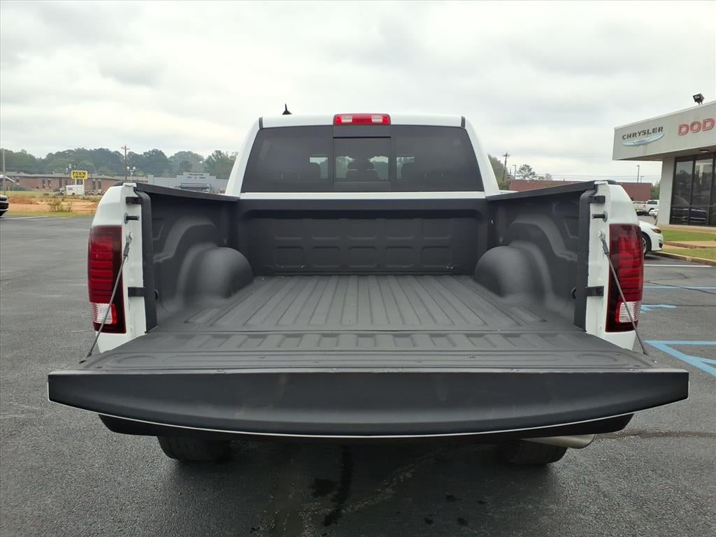 2023 RAM 1500 Classic Warlock Crew Cab 4x4 5'7' Box
