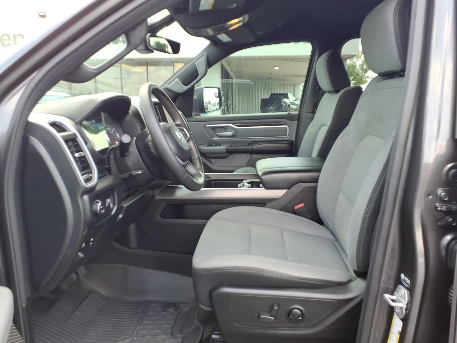 2022 RAM 1500 Big Horn Quad Cab 4x2 6'4' Box
