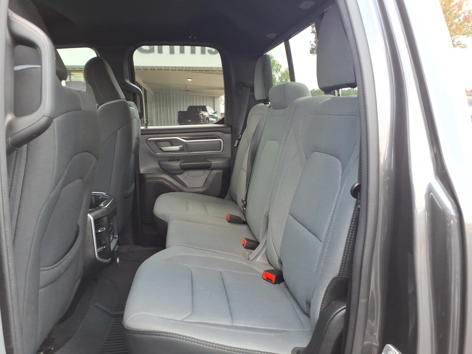2022 RAM 1500 Big Horn Quad Cab 4x2 6'4' Box
