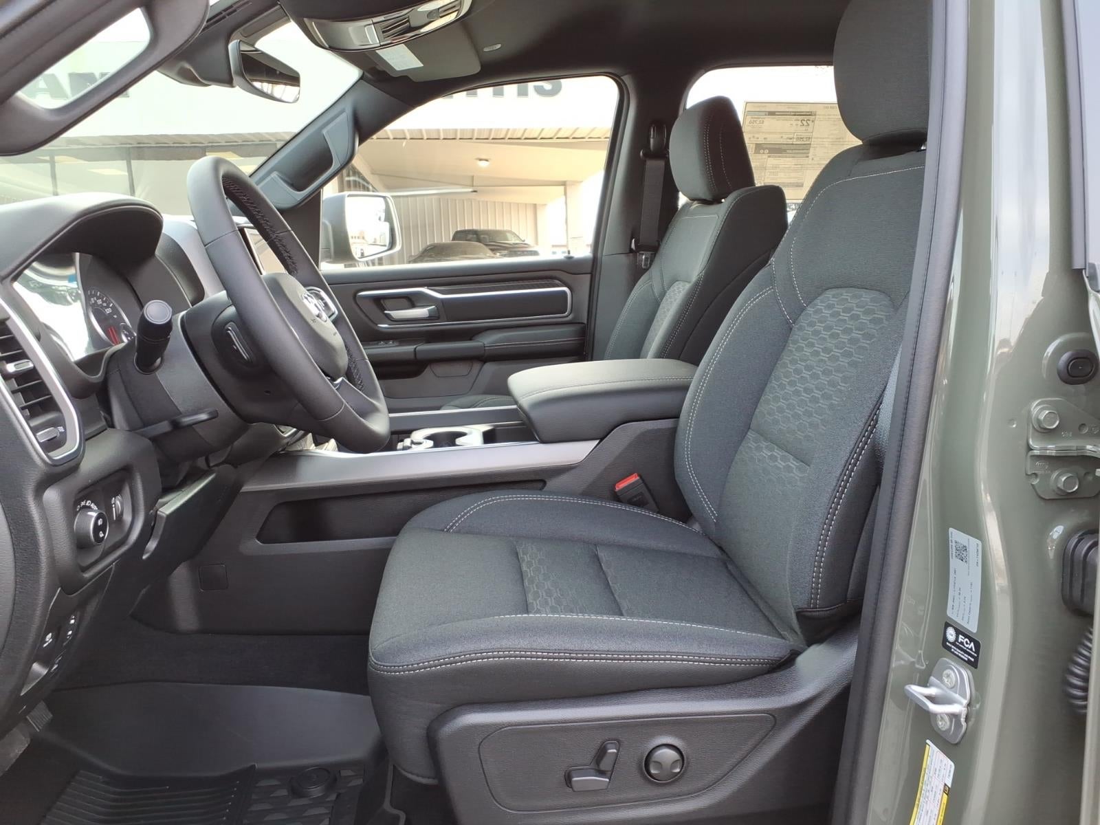 2026 RAM Ram 1500 RAM 1500 BIG HORN CREW CAB 4X2 5'7' BOX