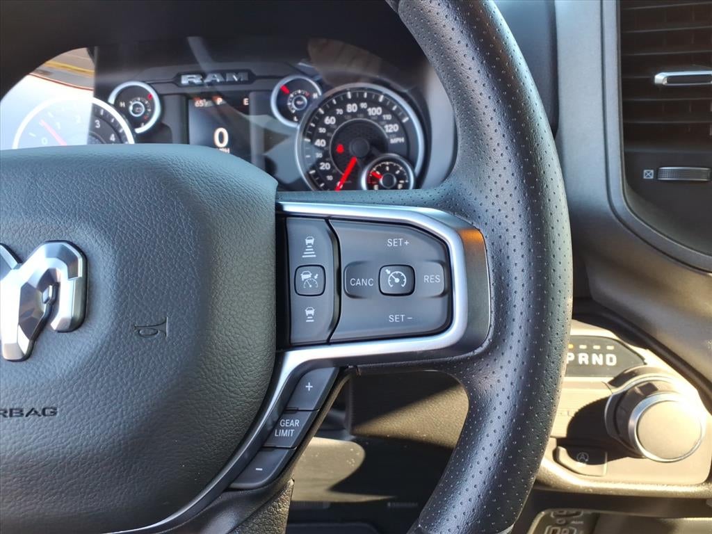 2026 RAM Ram 1500 RAM 1500 EXPRESS CREW CAB 4X2 5'7' BOX