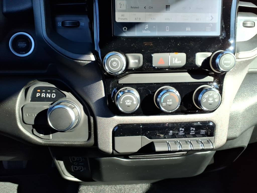 2026 RAM Ram 1500 RAM 1500 EXPRESS CREW CAB 4X2 5'7' BOX