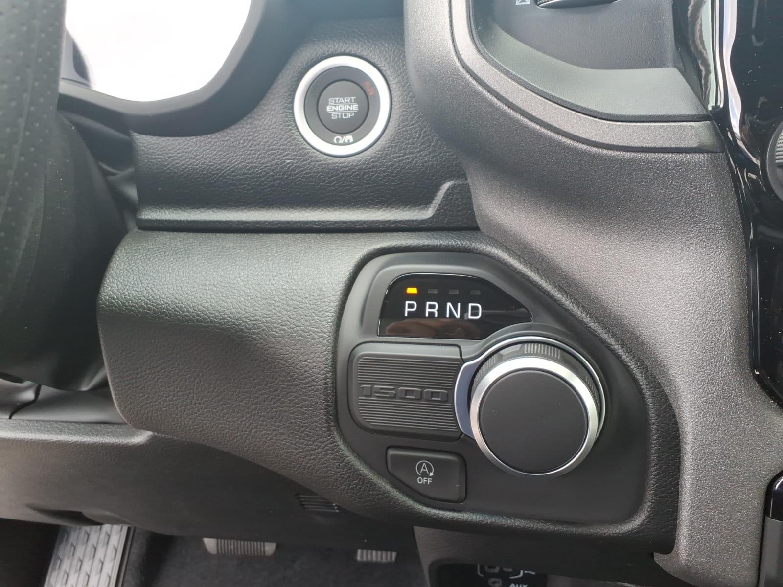 2026 RAM Ram 1500 RAM 1500 TRADESMAN QUAD CAB 4X2 6'4' BOX