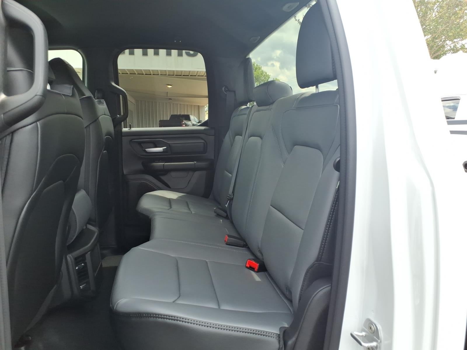 2026 RAM Ram 1500 RAM 1500 TRADESMAN QUAD CAB 4X2 6'4' BOX
