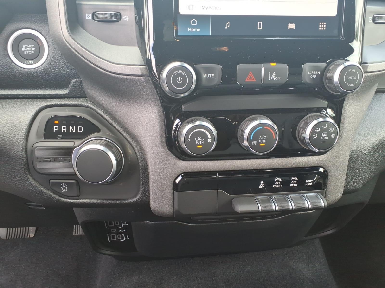 2026 RAM Ram 1500 RAM 1500 TRADESMAN QUAD CAB 4X2 6'4' BOX