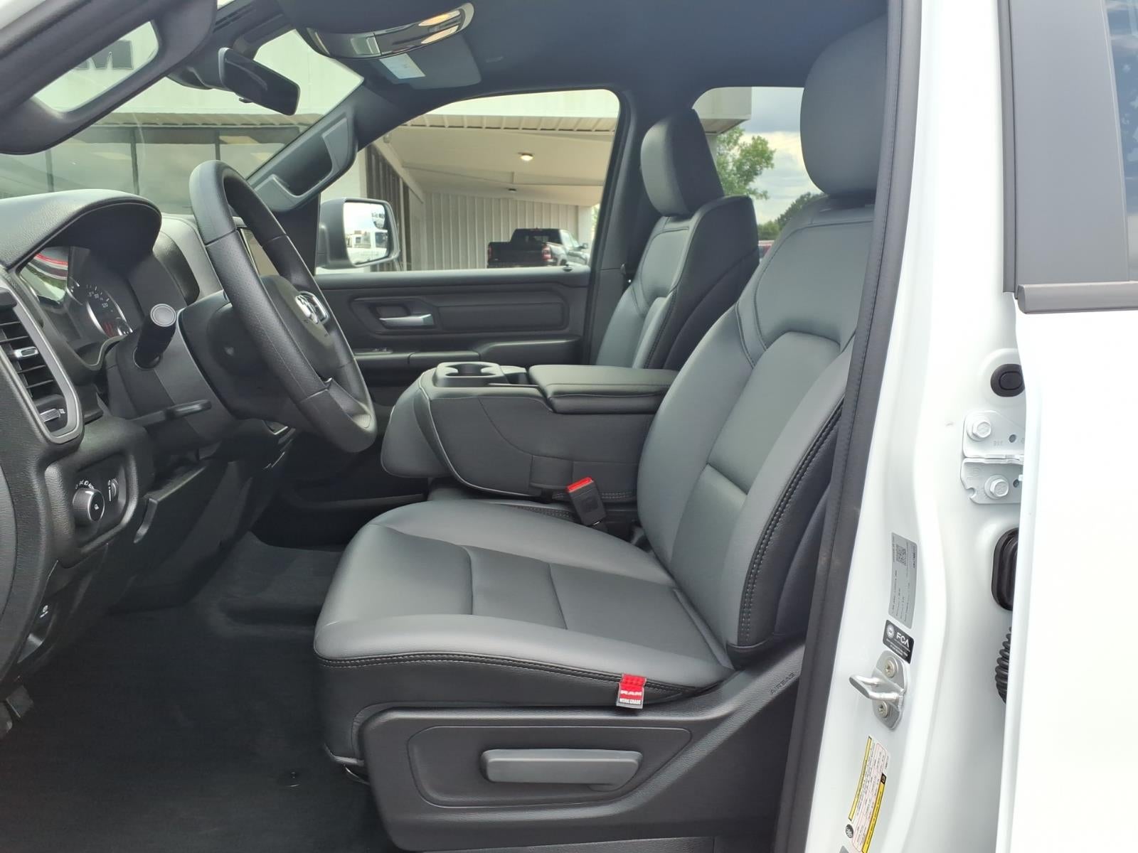 2026 RAM Ram 1500 RAM 1500 TRADESMAN QUAD CAB 4X2 6'4' BOX