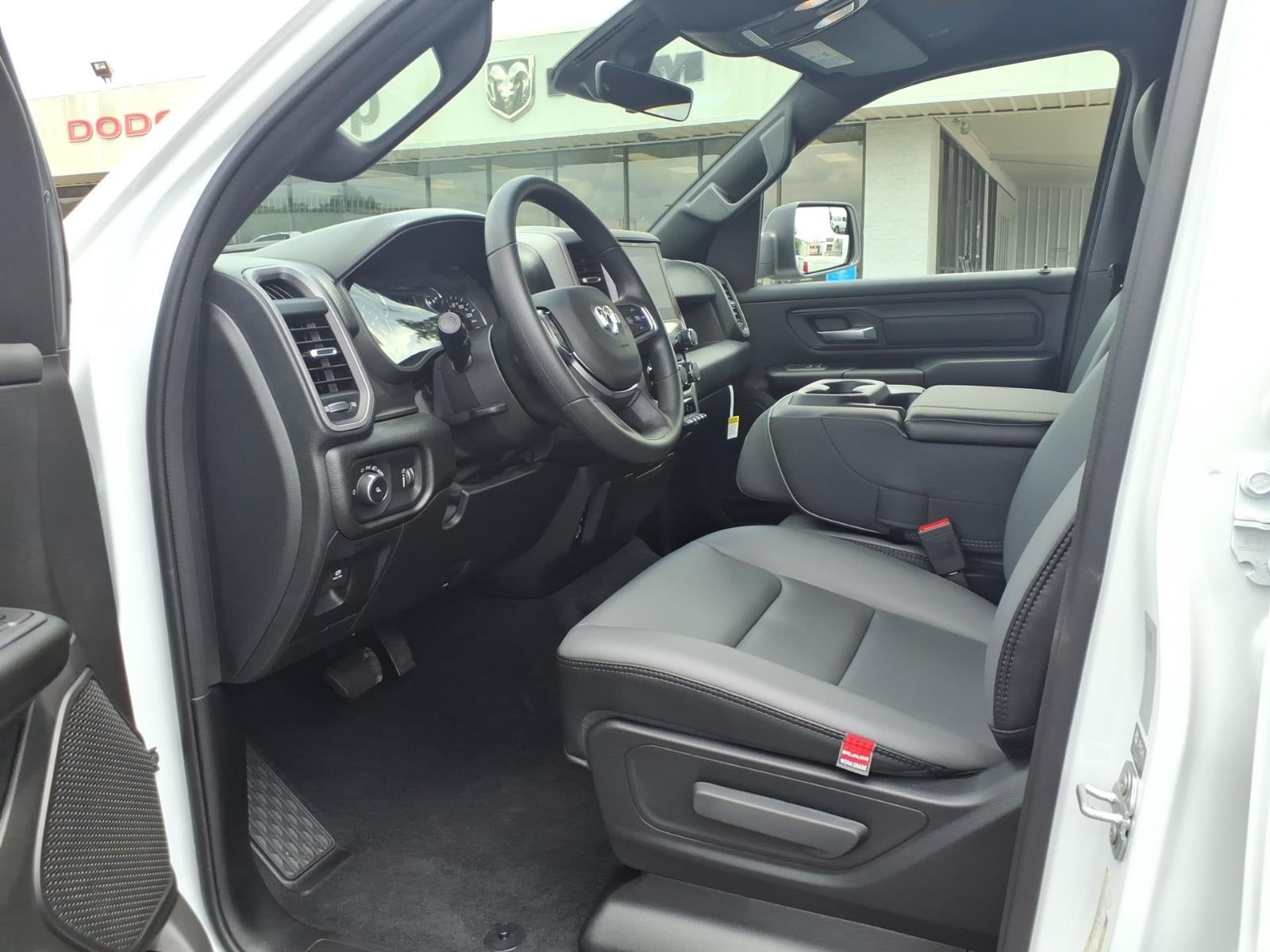 2026 RAM Ram 1500 RAM 1500 TRADESMAN QUAD CAB 4X2 6'4' BOX