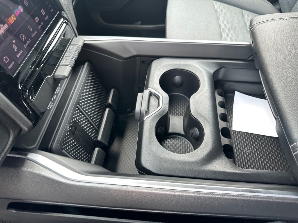 2025 RAM Ram 1500 RAM 1500 BIG HORN CREW CAB 4X4 5'7' BOX