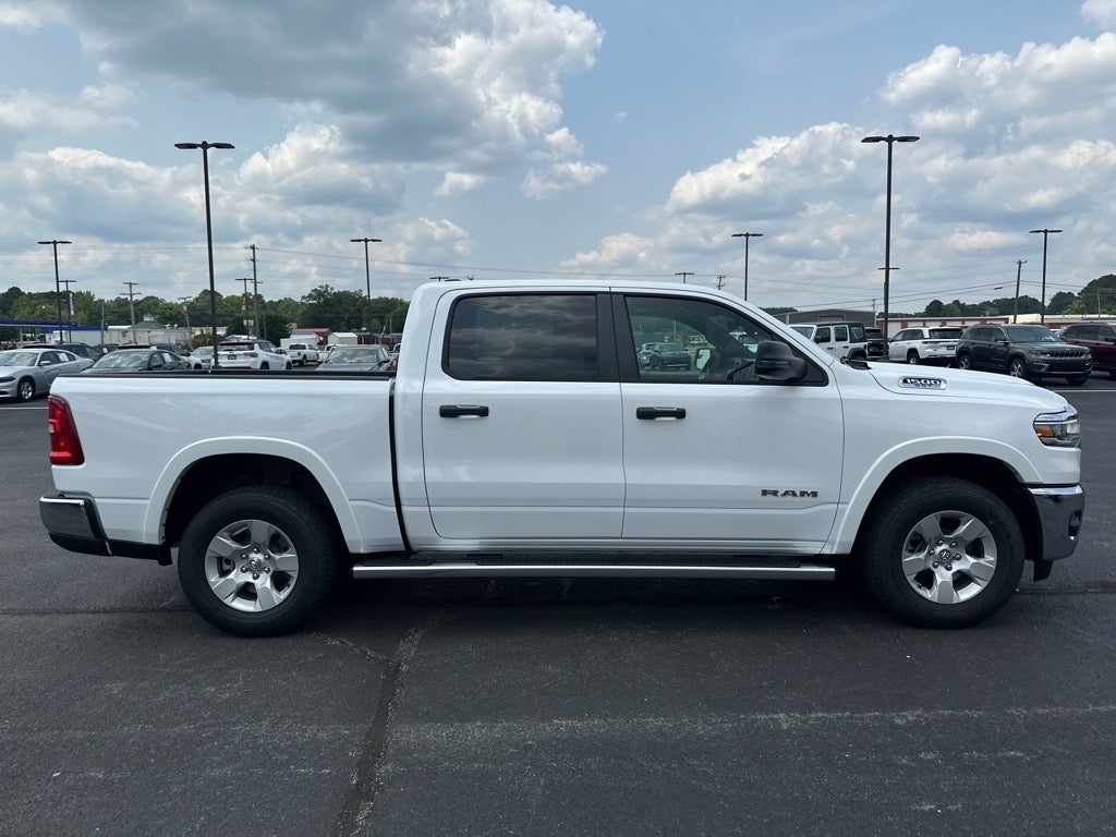 2025 RAM Ram 1500 RAM 1500 BIG HORN CREW CAB 4X4 5'7' BOX