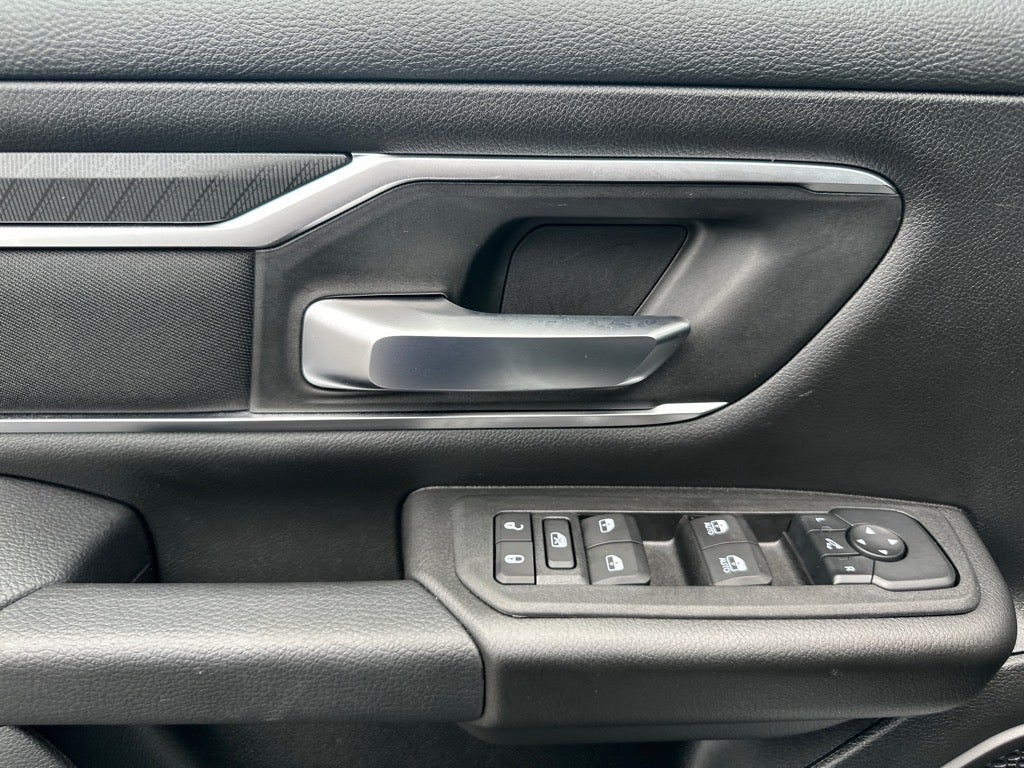 2025 RAM Ram 1500 RAM 1500 BIG HORN CREW CAB 4X4 5'7' BOX