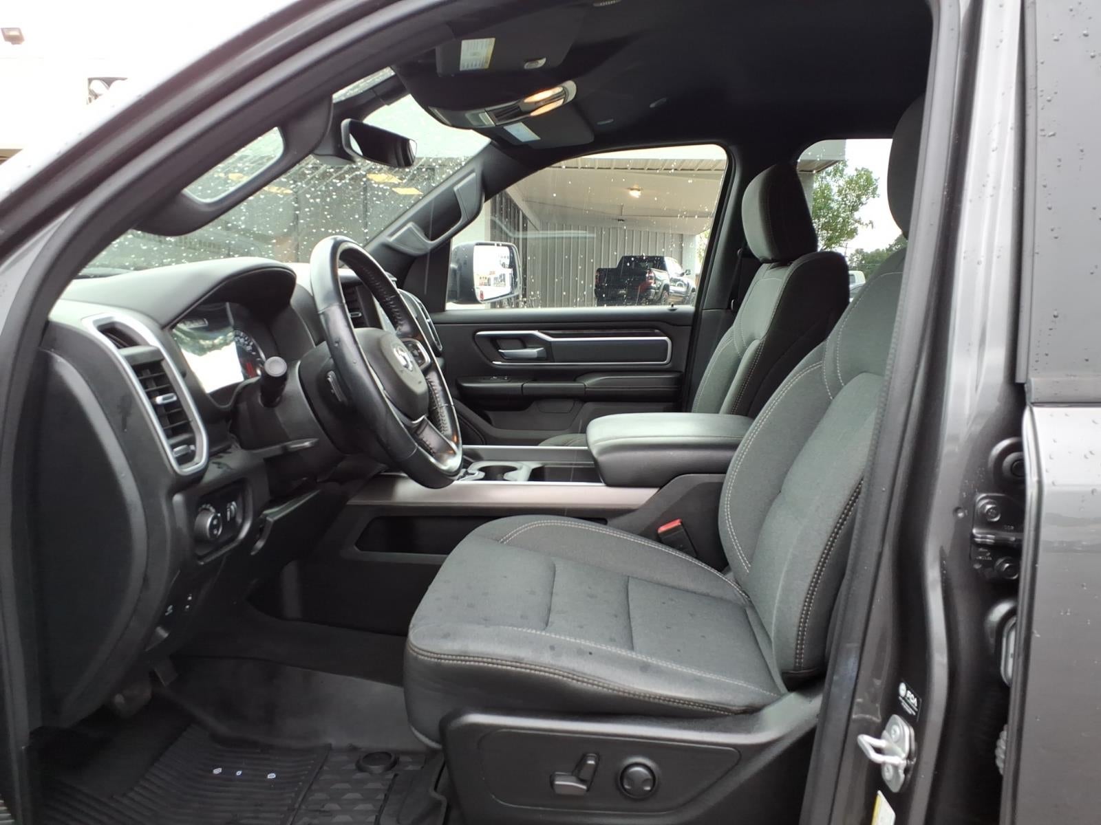 2022 RAM 1500 Big Horn Crew Cab 4x4 5'7' Box