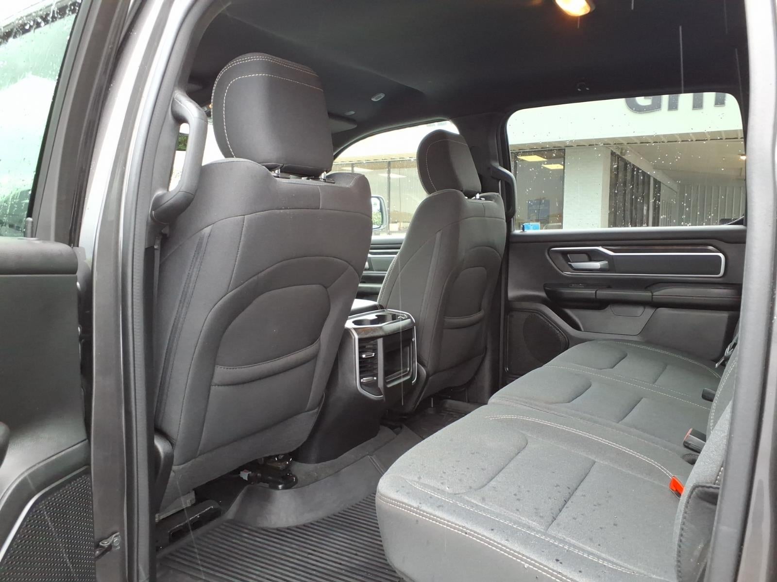 2022 RAM 1500 Big Horn Crew Cab 4x4 5'7' Box