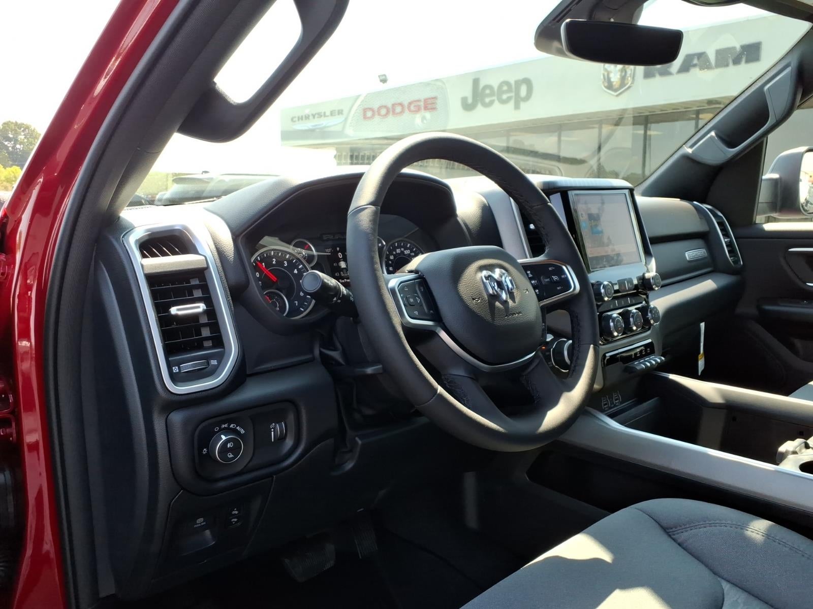 2026 RAM 1500 RAM 1500 BIG HORN CREW CAB 4X4 5'7' BOX