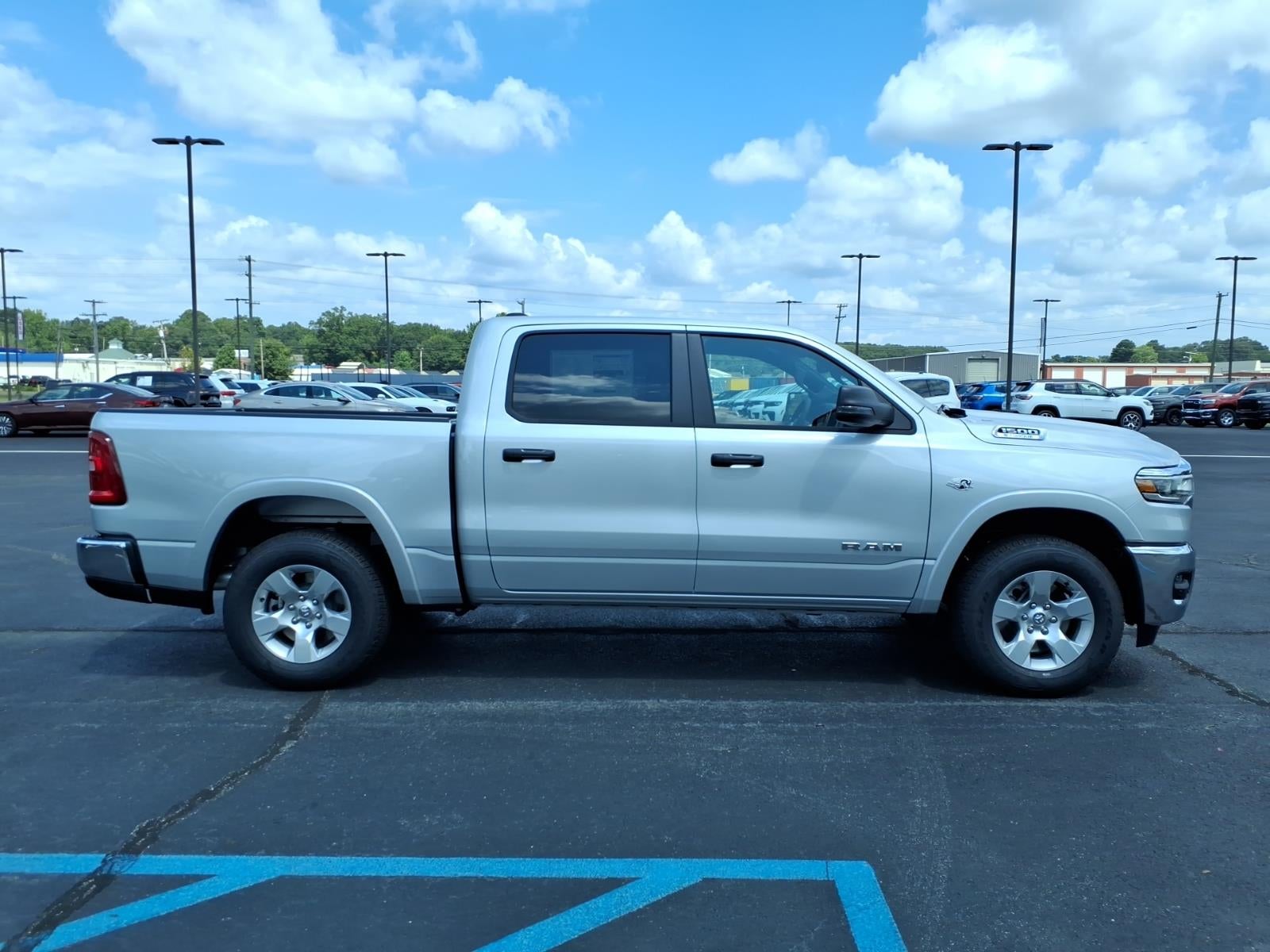 2026 RAM 1500 RAM 1500 BIG HORN CREW CAB 4X4 5'7' BOX