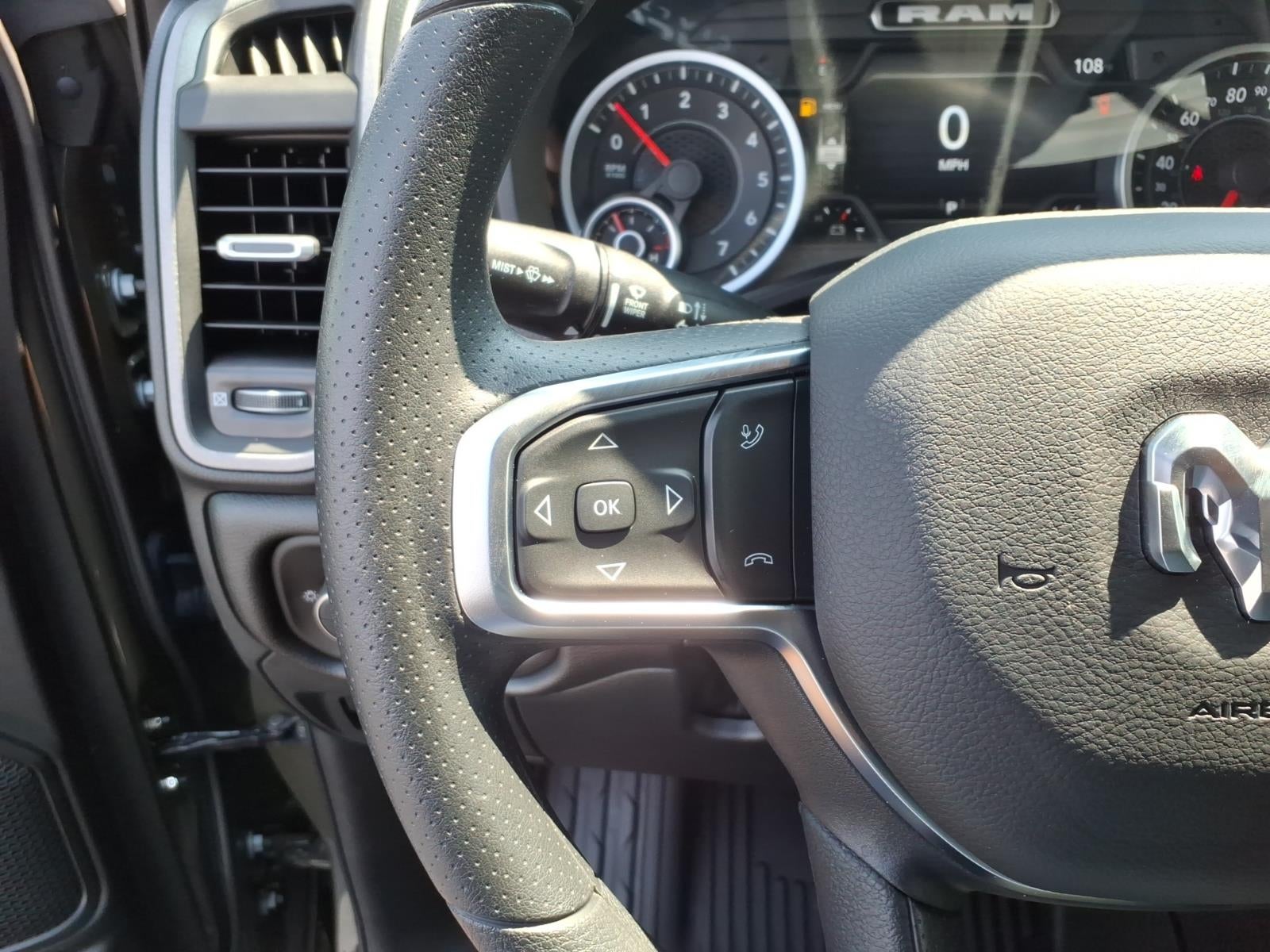 2026 RAM 1500 RAM 1500 WARLOCK CREW CAB 4X4 5'7' BOX