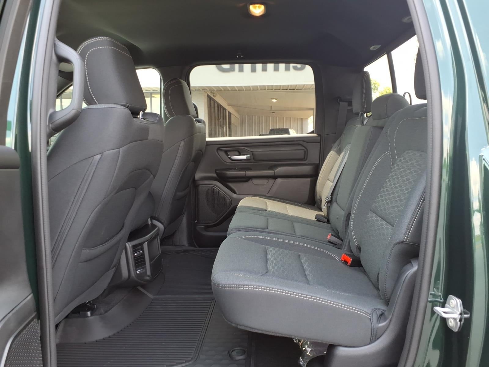 2026 RAM 1500 RAM 1500 WARLOCK CREW CAB 4X4 5'7' BOX