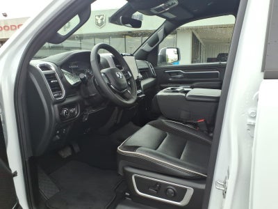 2025 RAM 1500 Laramie Crew Cab 4x4 5'7' Box