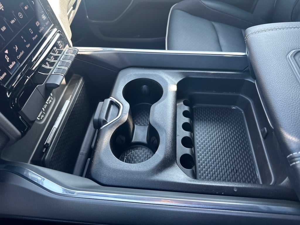 2024 RAM 1500 Laramie Crew Cab 4x4 5'7' Box