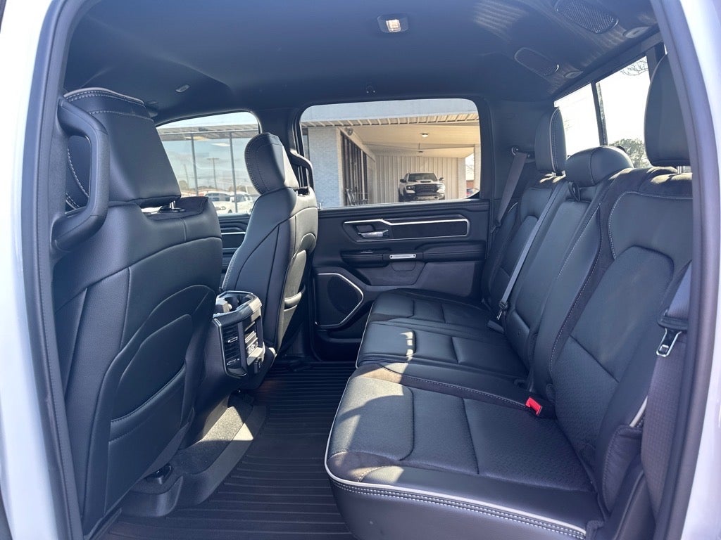 2024 RAM 1500 Laramie Crew Cab 4x4 5'7' Box