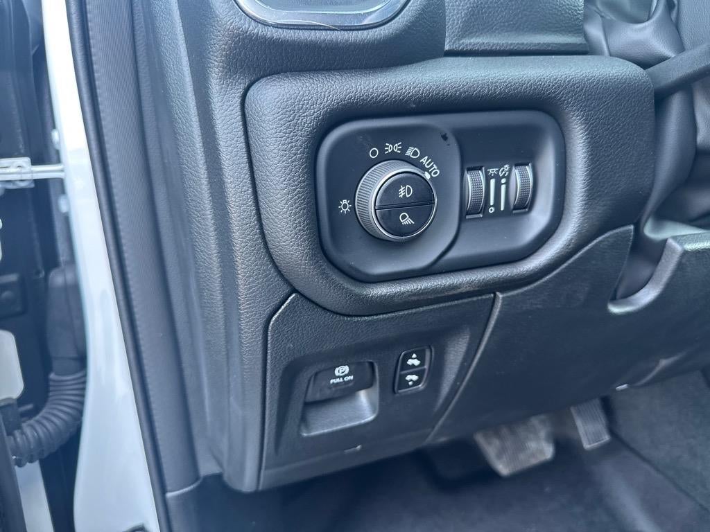 2024 RAM 1500 Laramie Crew Cab 4x4 5'7' Box