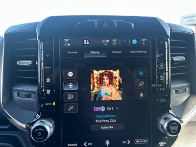 2024 RAM 1500 Laramie Crew Cab 4x4 5'7' Box