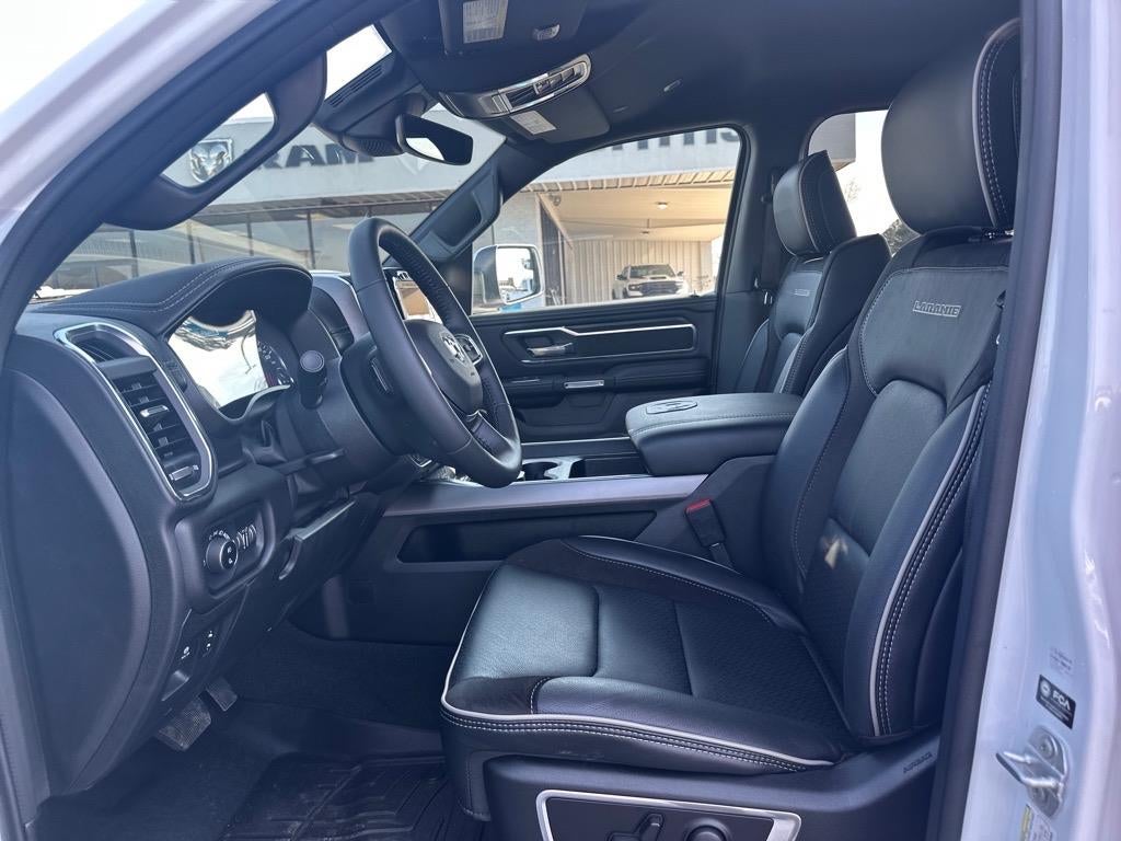 2024 RAM 1500 Laramie Crew Cab 4x4 5'7' Box