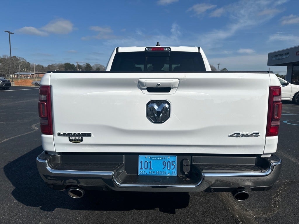 2024 RAM 1500 Laramie Crew Cab 4x4 5'7' Box