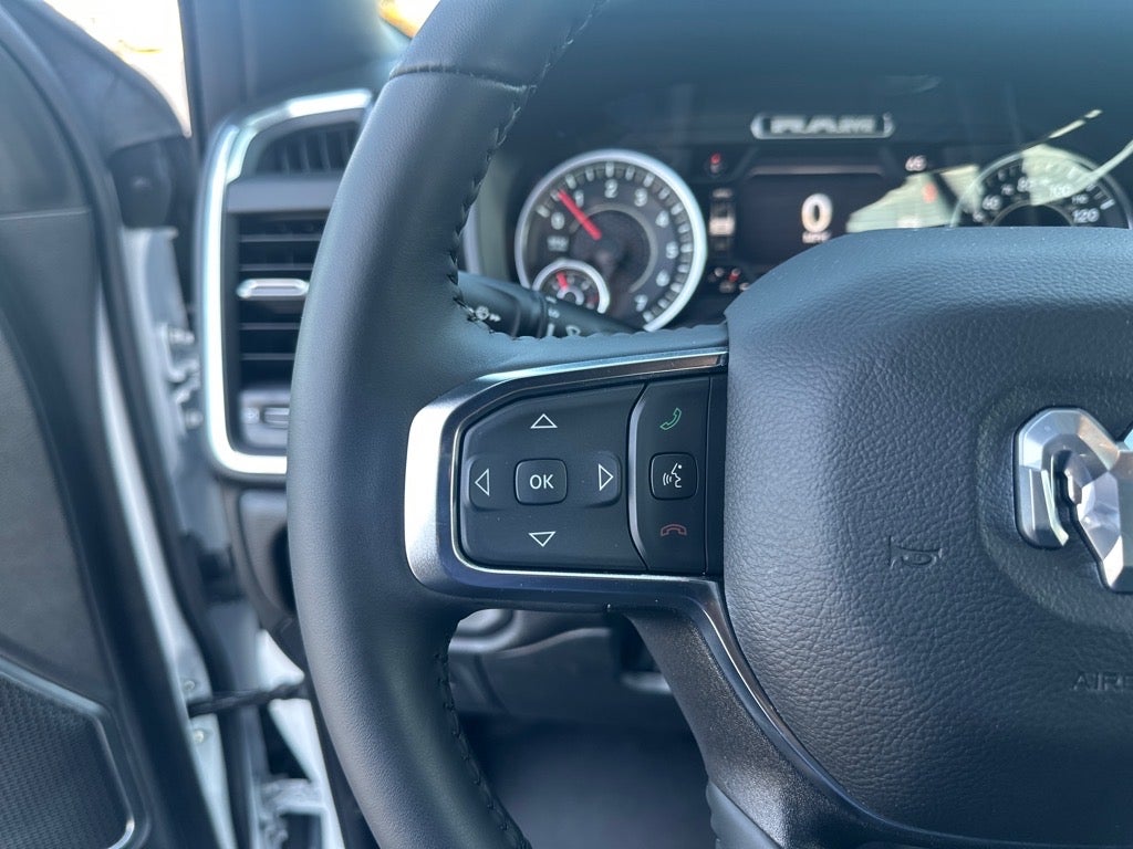 2024 RAM 1500 Laramie Crew Cab 4x4 5'7' Box