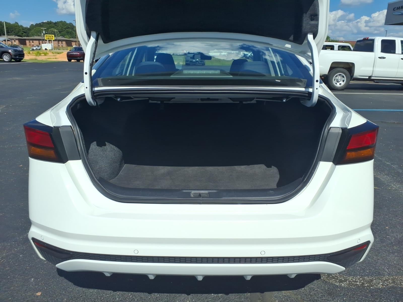 2025 Nissan Altima SV FWD