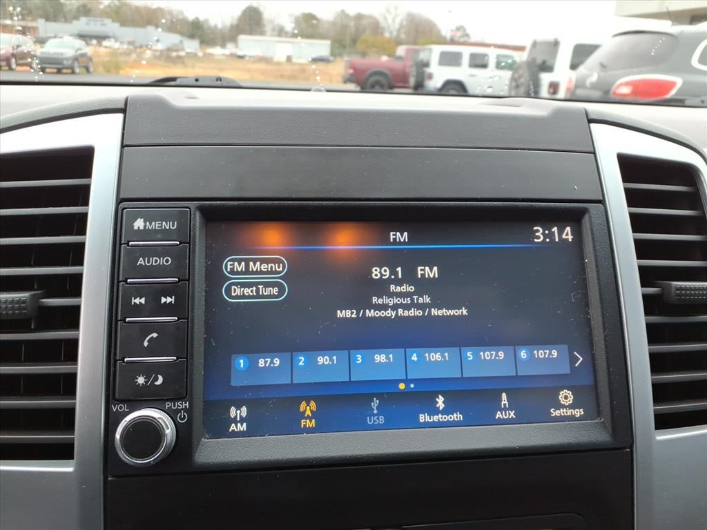 2021 Nissan Frontier Crew Cab SV 4x2