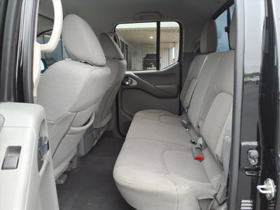 2021 Nissan Frontier Crew Cab SV 4x2