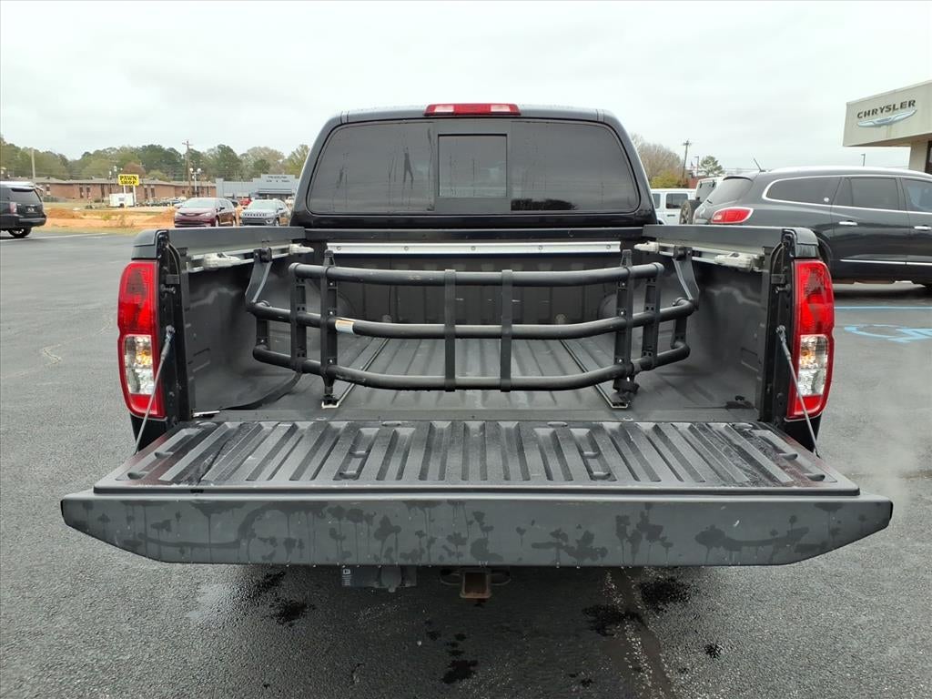 2021 Nissan Frontier Crew Cab SV 4x2