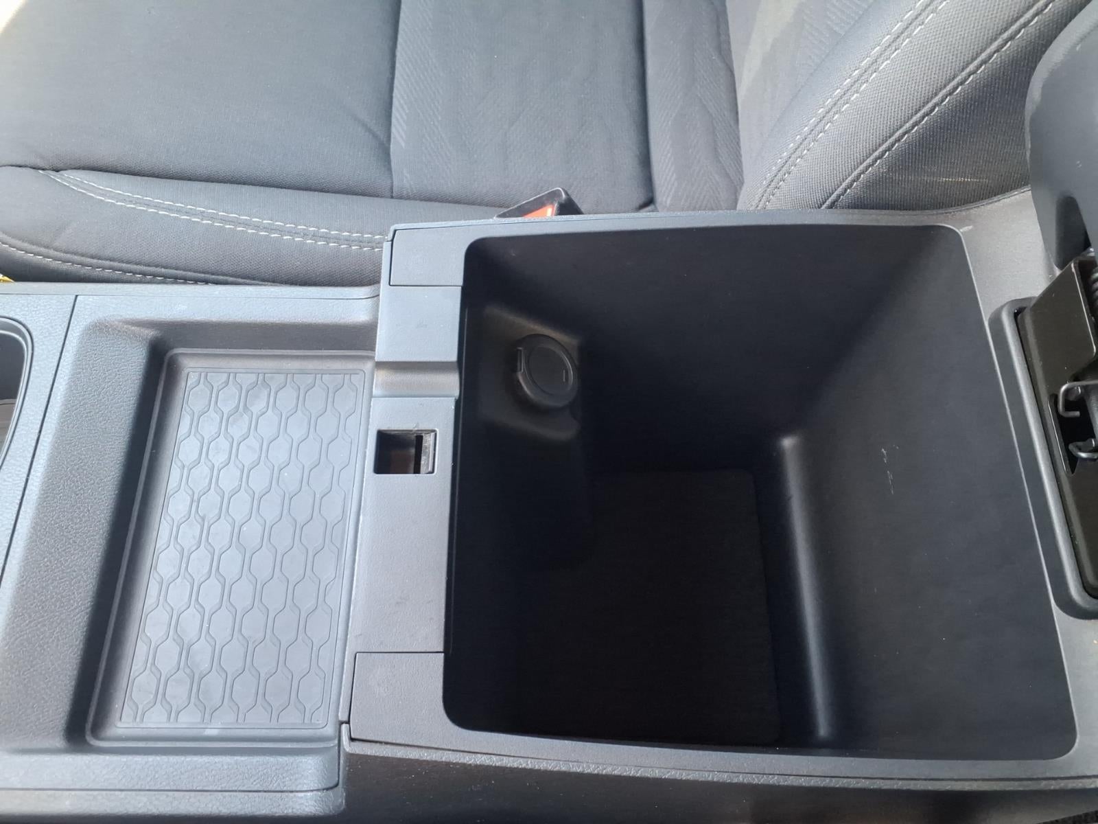 2022 Nissan Frontier Crew Cab SV 4x2