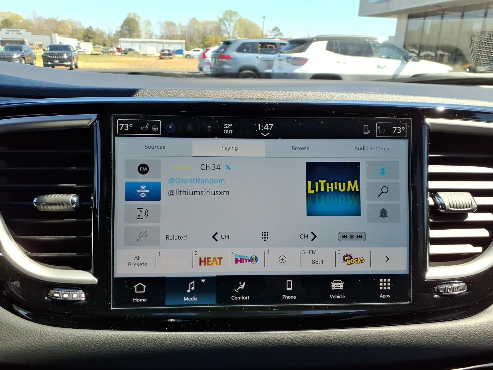 2026 Chrysler Voyager VOYAGER LX