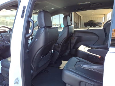 2026 Chrysler Voyager VOYAGER LX