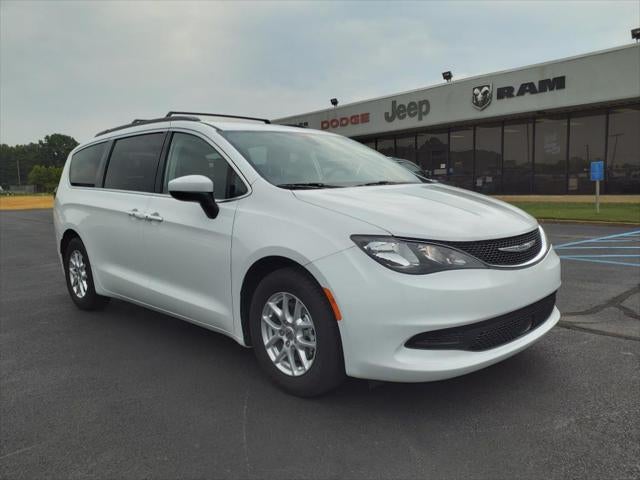 2021 Chrysler Voyager LXI