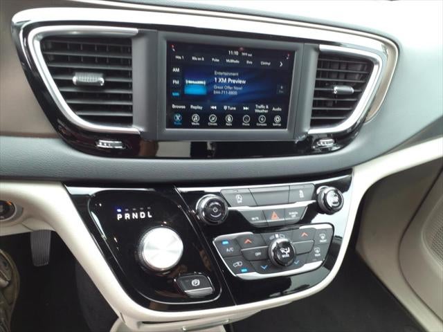 2021 Chrysler Voyager LXI