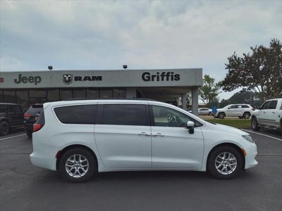 2021 Chrysler Voyager LXI