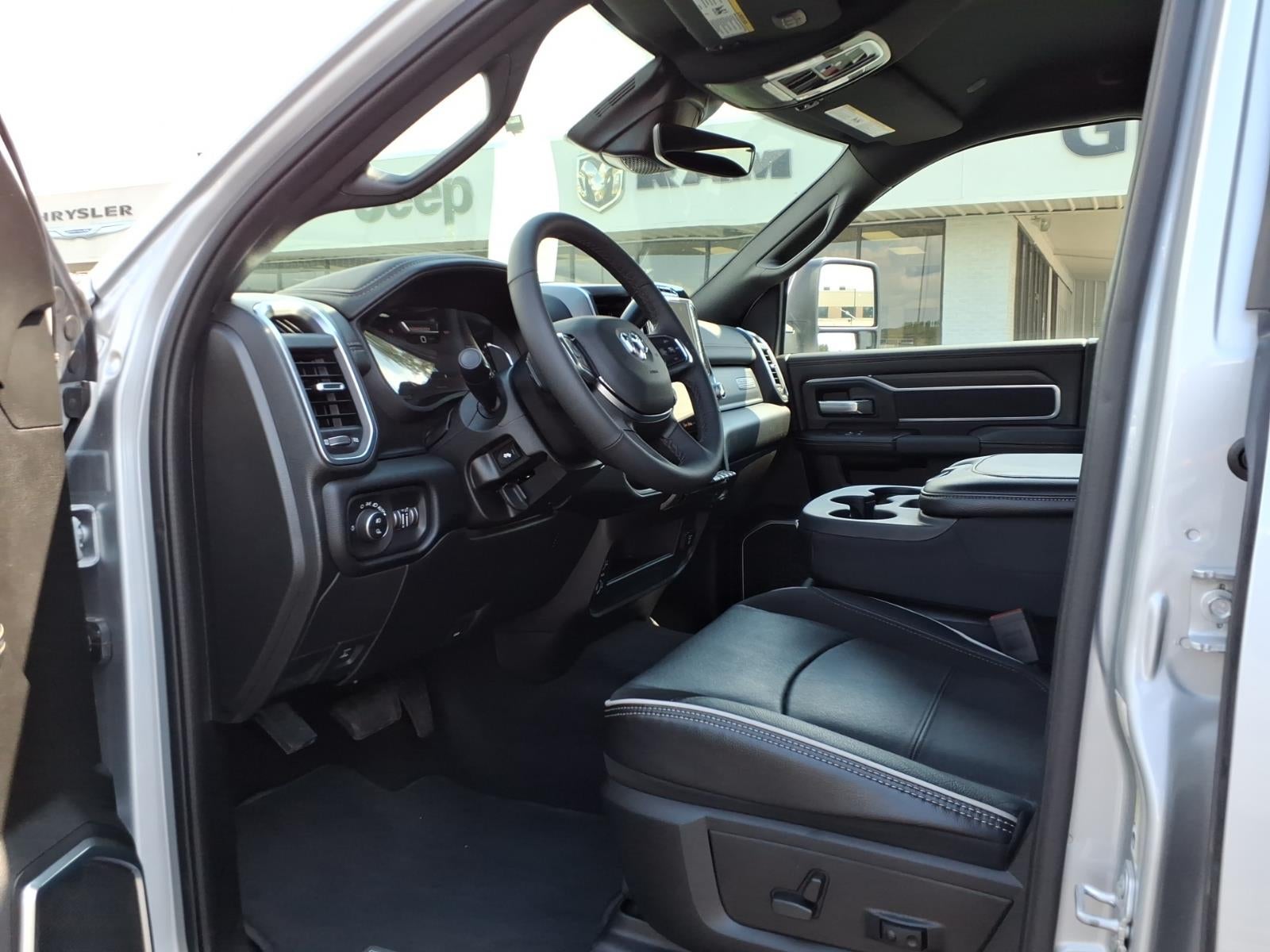 2026 RAM 2500 Laramie Crew Cab 4x4 6'4' Box