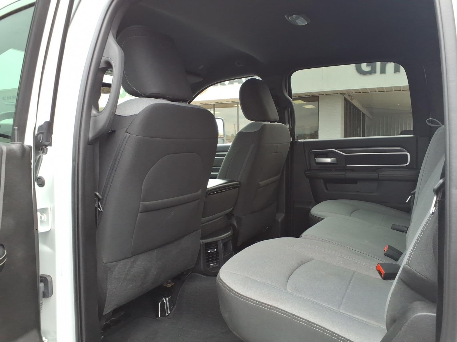 2024 RAM 3500 Big Horn Crew Cab 4x4 8' Box