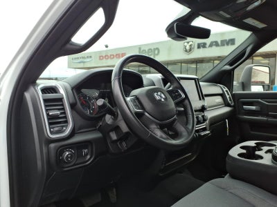 2024 RAM 3500 Big Horn Crew Cab 4x4 8' Box