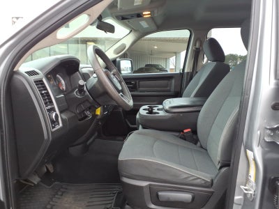 2022 RAM 1500 Classic Tradesman Crew Cab 4x2 5'7' Box