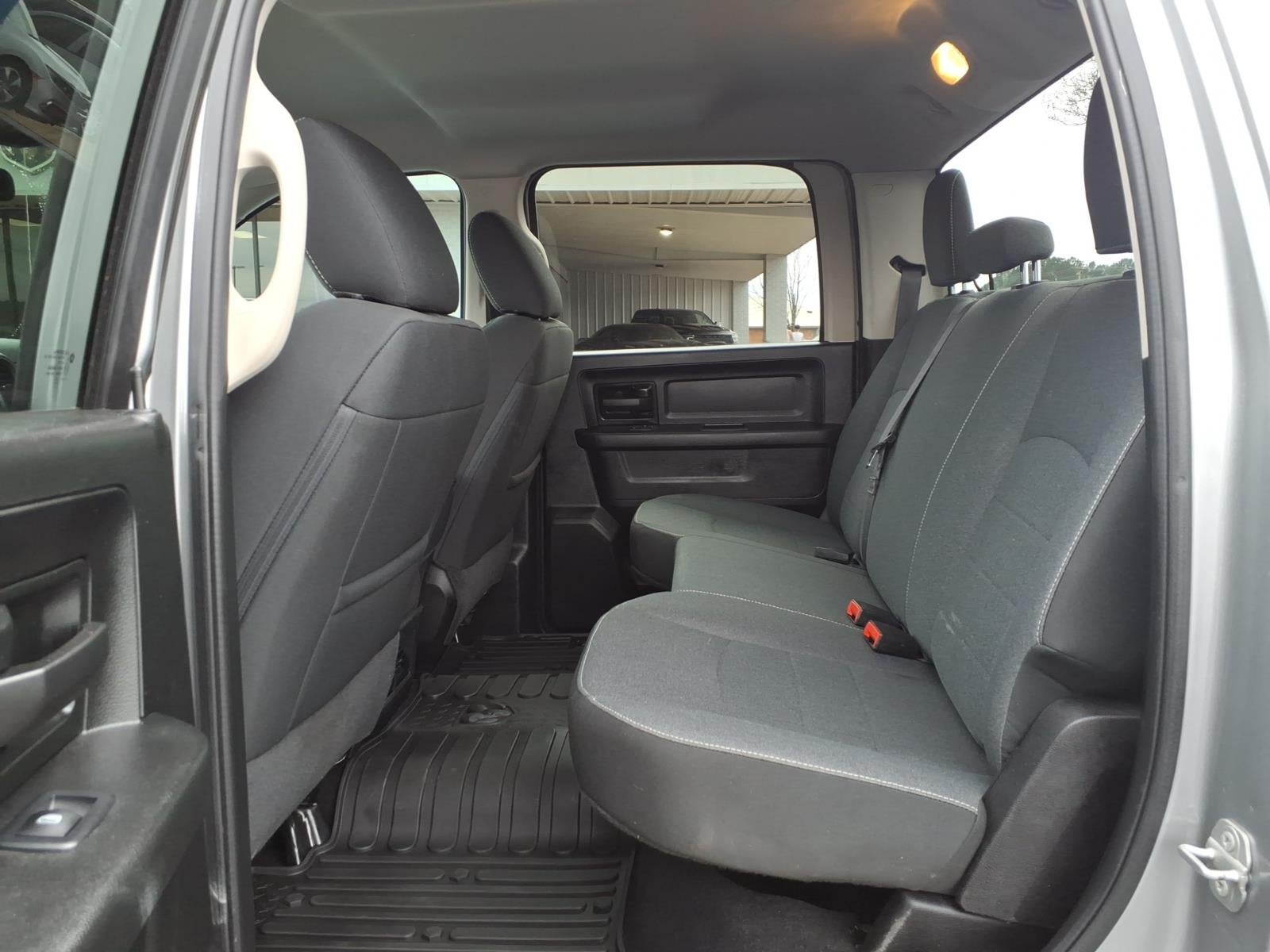 2022 RAM 1500 Classic Tradesman Crew Cab 4x2 5'7' Box